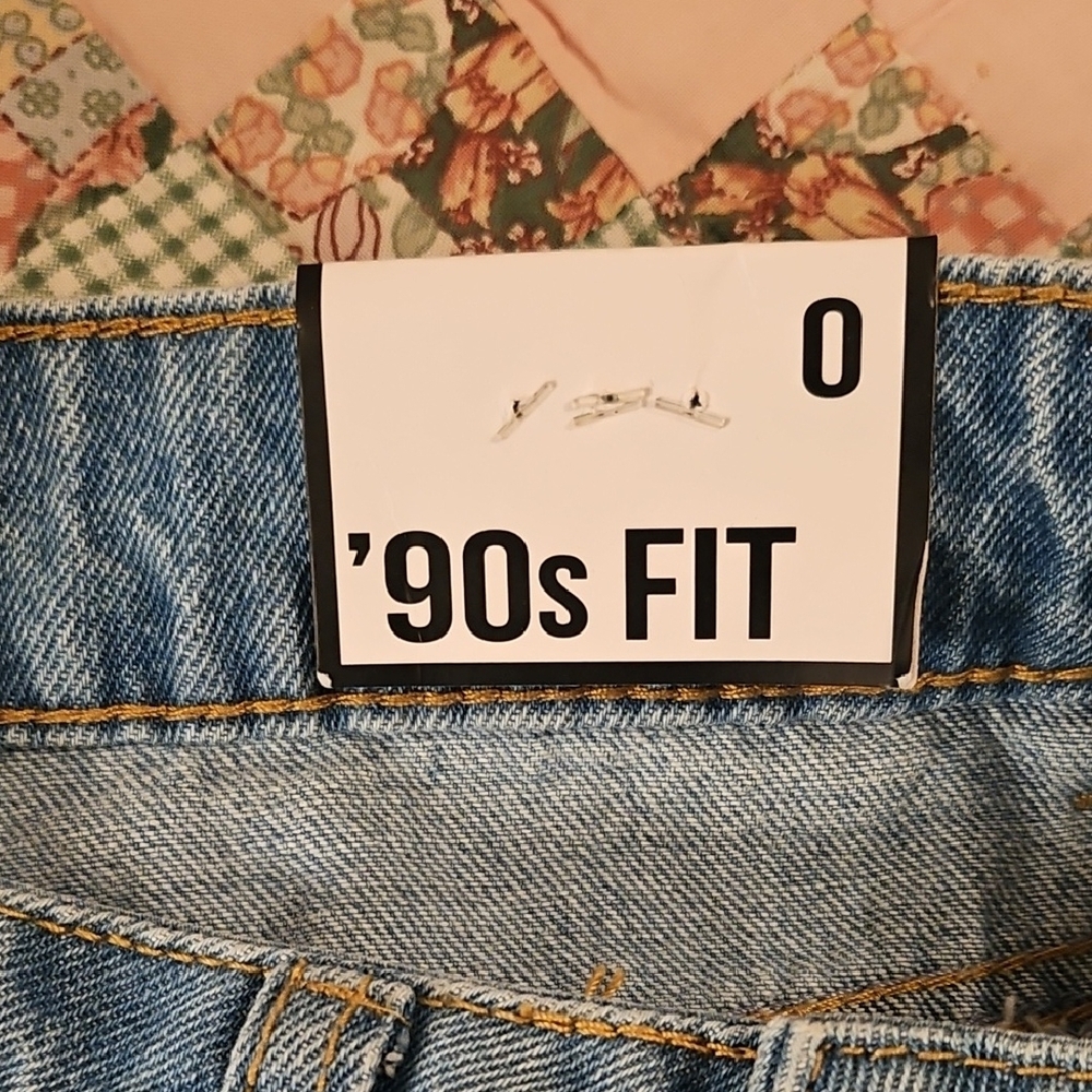 Almost Famous 90's Fit Bootcut Jeans- Distressed/Ripped -  Size 0 - Picture 9 of 10